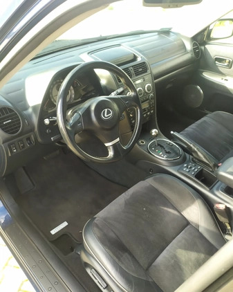 Lexus IS cena 18900 przebieg: 380000, rok produkcji 2004 z Lublin małe 631